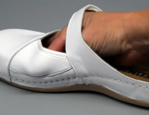 Leon Comfortstep 953 fehér bőr-textil papucs bütykös lábra 36-41